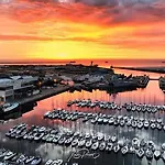 Botel Miraflores